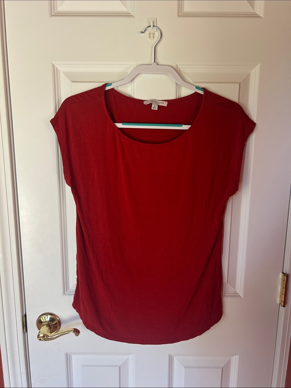 Green Envelope Red Scoop Neck Short Sleeve Tee